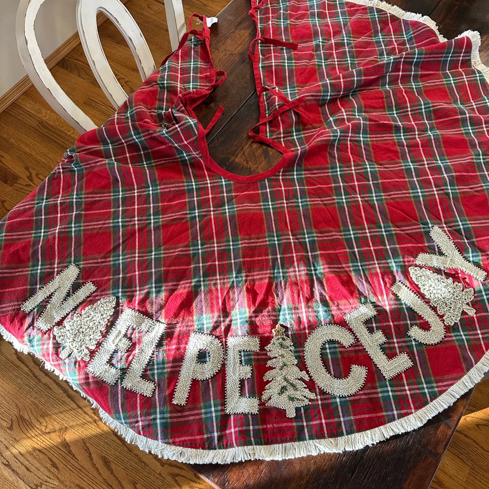 Storehouse plaid 🌲 skirt!